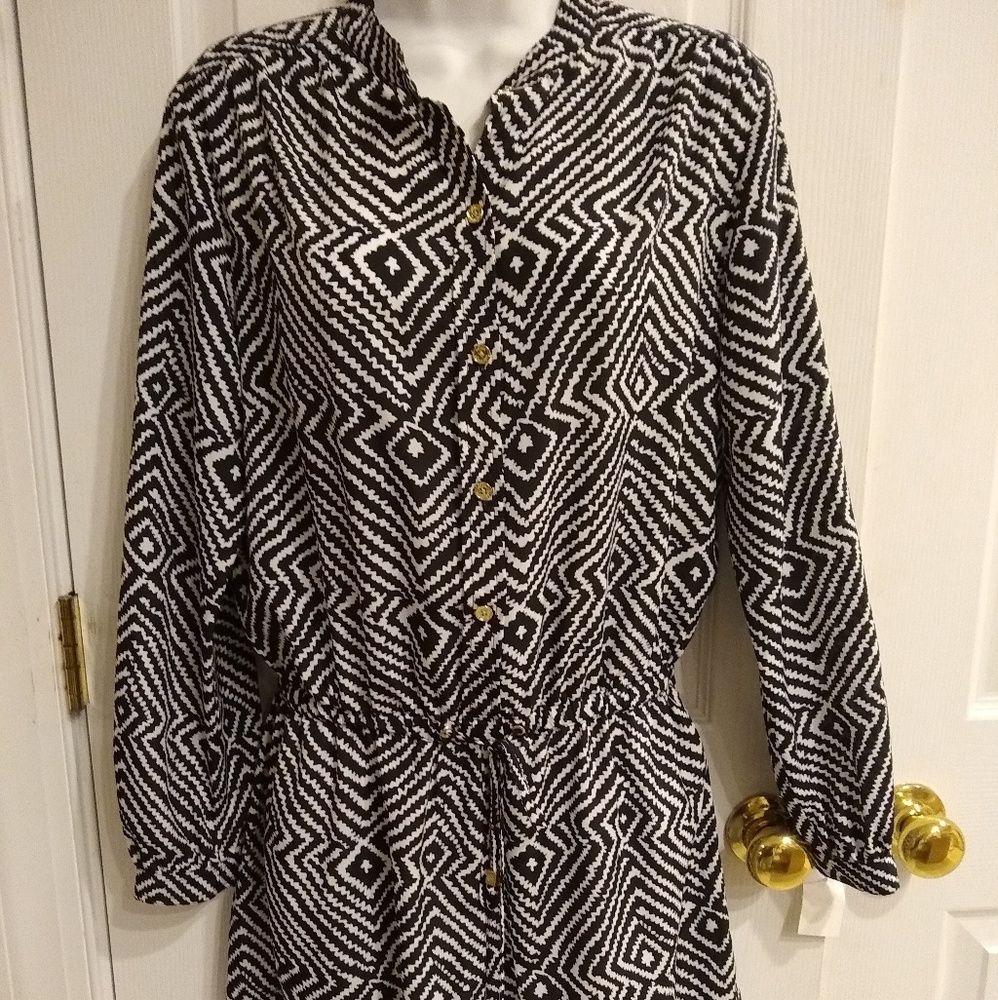 NWT Michael Kors Black and  White Romper, Size M
